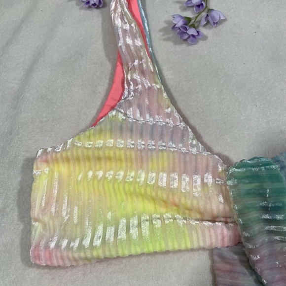 NEW Dippin Daisys Tie Front Top in Candy Tie‎ Dye [SZ Medium ] - Picture 3 of 11